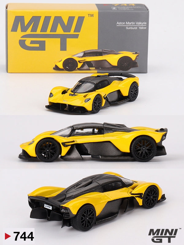 Aston Martin Valkyrie Sunburst Yellow, MiniGt